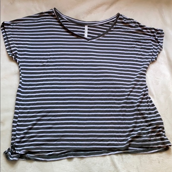 Shirt - Picture 1 of 3